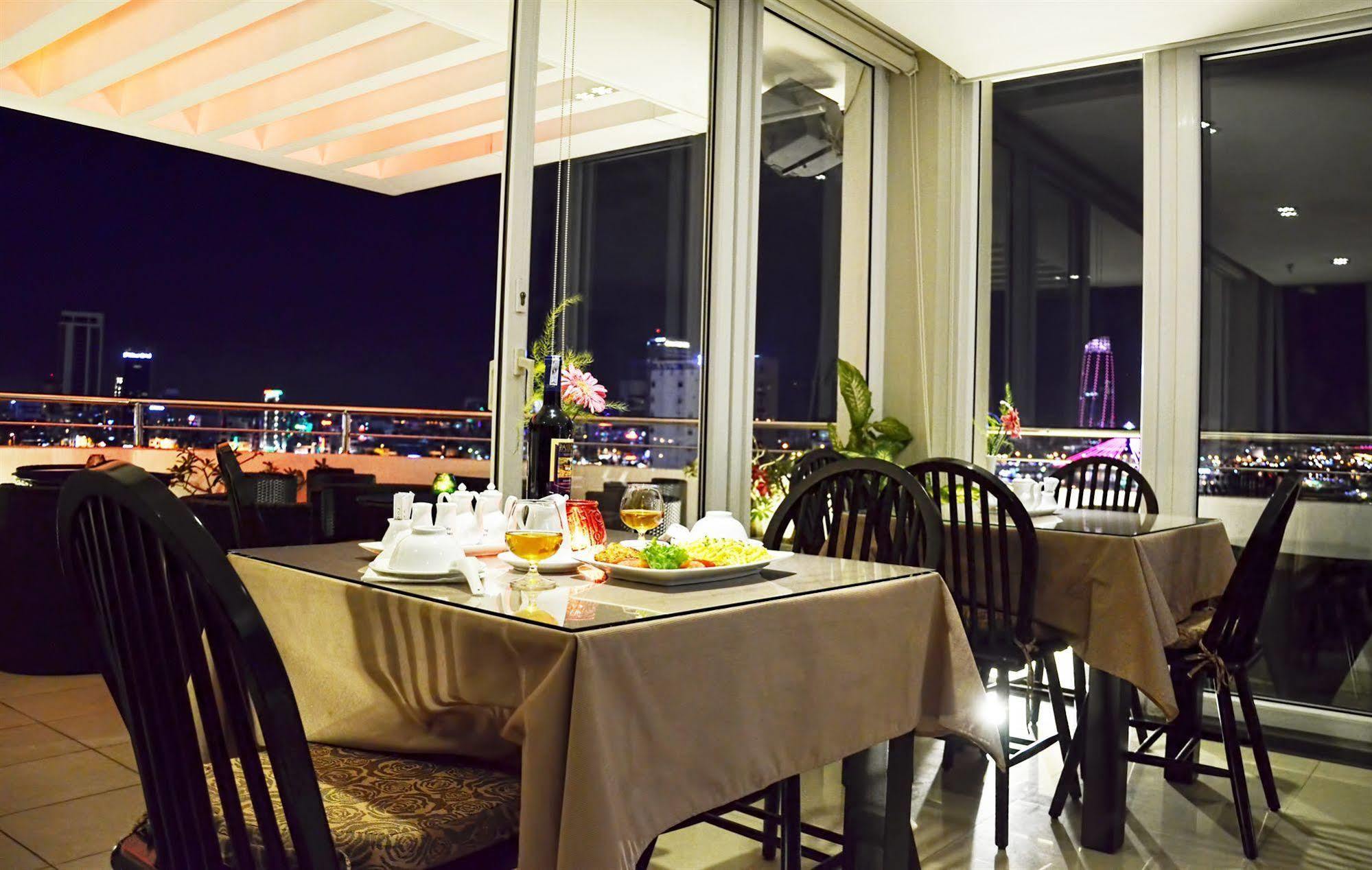 D&C Hotel Đà Nẵng Kültér fotó