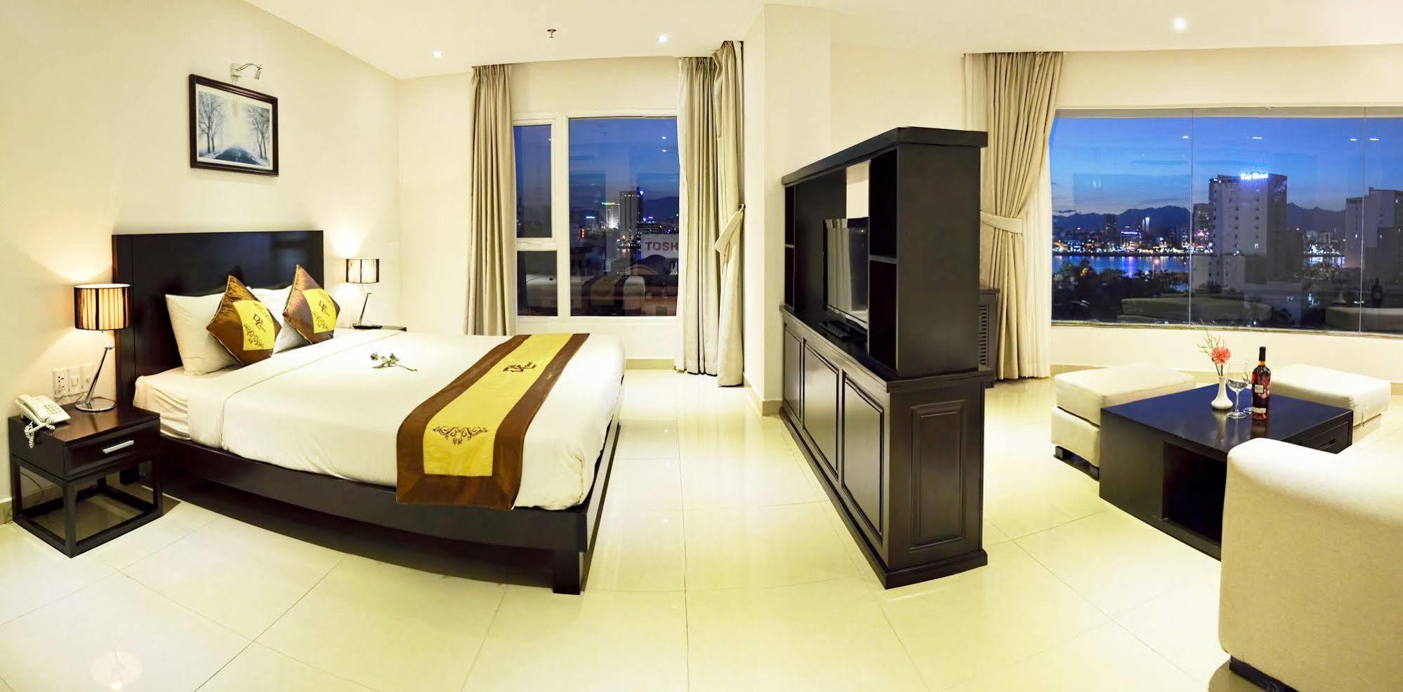 D&C Hotel Đà Nẵng Kültér fotó