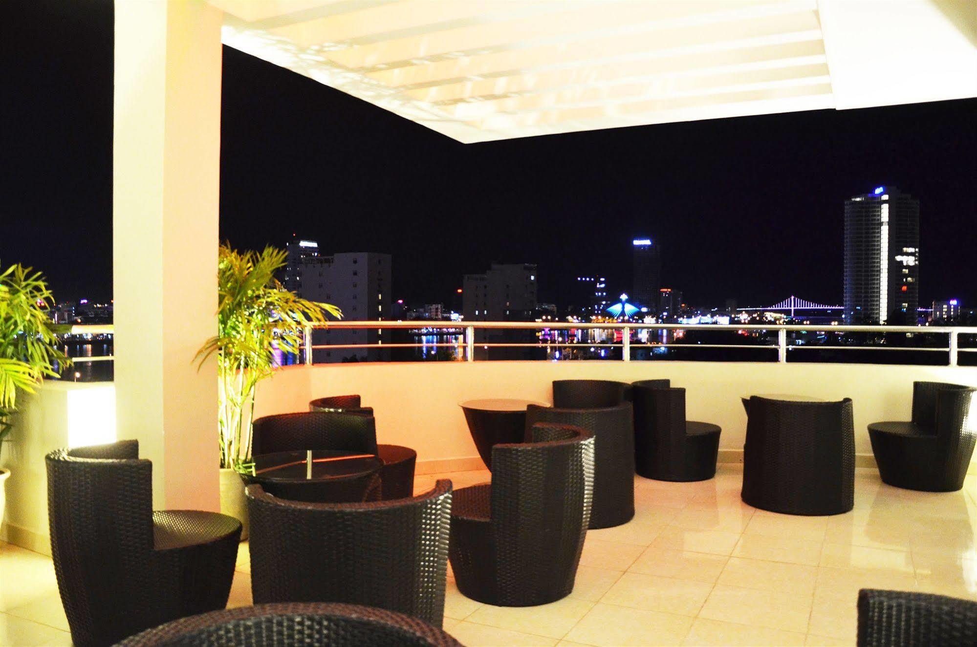 D&C Hotel Đà Nẵng Kültér fotó